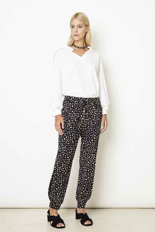 Fit — Calça Jersey Estampa Penas