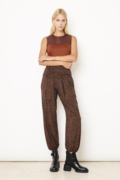Fit — Blusa Duplo Leve Silk Mini Folhas