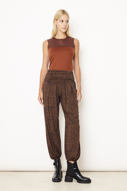 Fit — Calça De Jersey Est Mini Folhas Com Pala