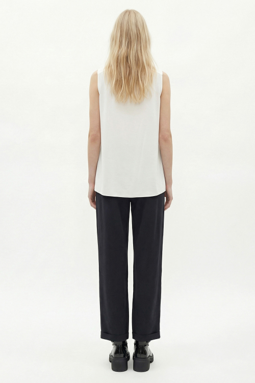 Fit — Blusa Malha Dupla Leve Irregular