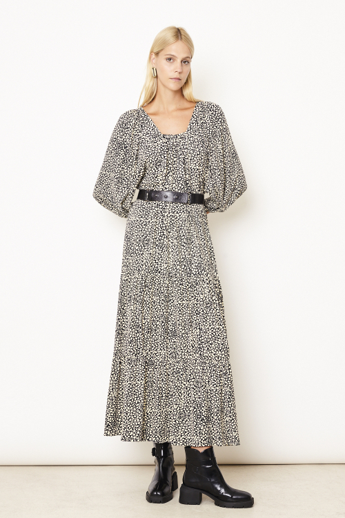 Fit — Vestido Jersey Est Mini Folhas Decote Quadrado
