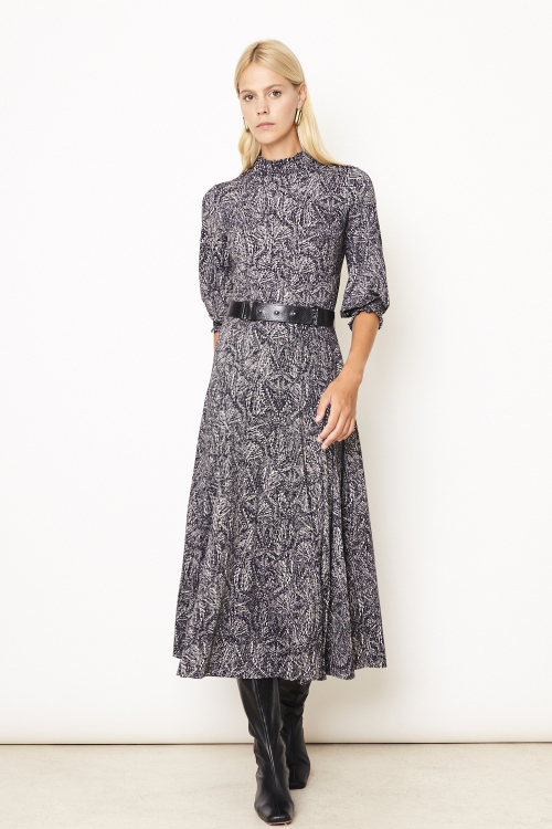 Fit — Vestido Jersey Est Bordado Lastex Decote