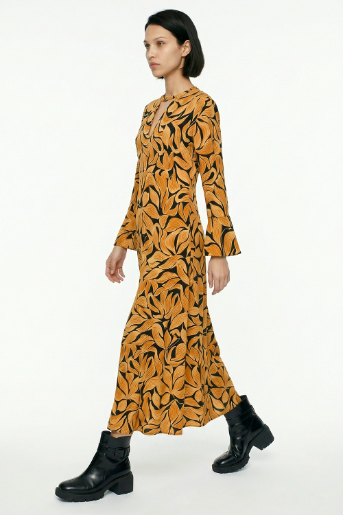 Fit — Vestido Jersey Est Brocado Decote