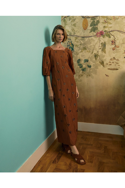 vestido viscose metal bordado flores