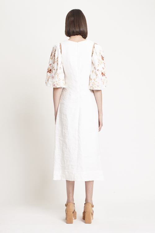 Fit — Vestido Linho Bordado Ramalhete Manga