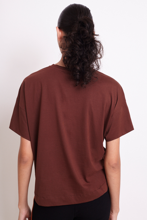 Fit — Camiseta Algodão Pima Bordado Mini Folhas