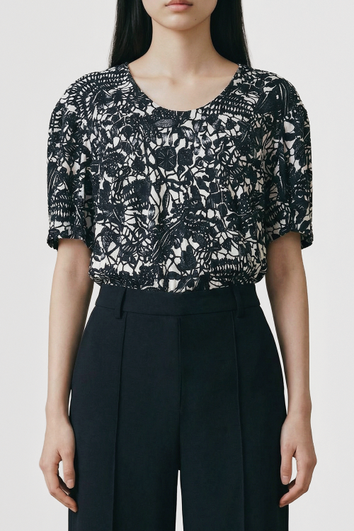 blusa jersey estampa renda manga ampla