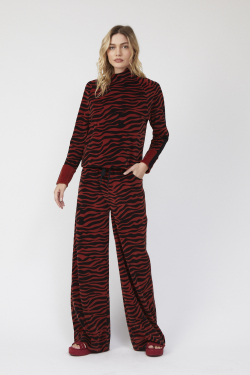 blusa plush zebra