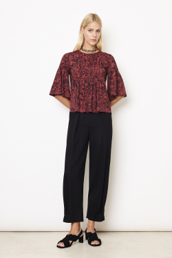 blusa jersey estampa rococó com pregas
